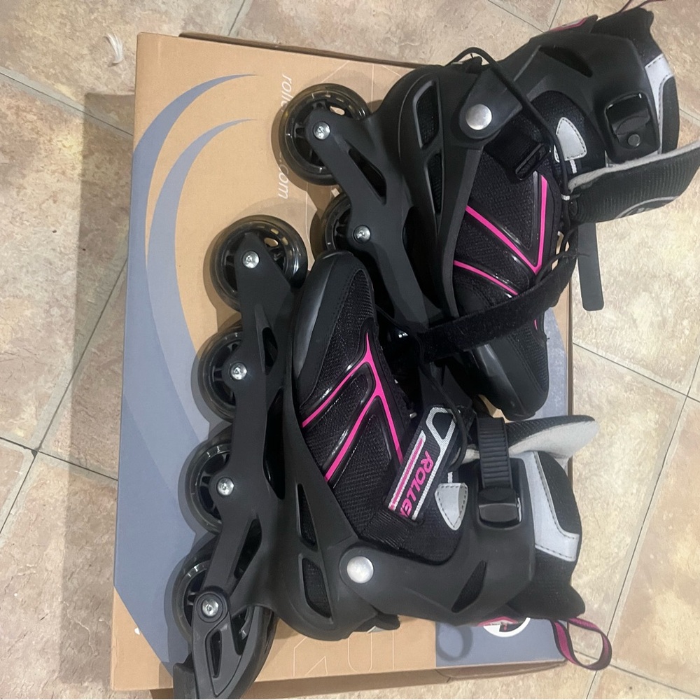 Women's Black and Pink Rollerblades - Picture 7 of 12